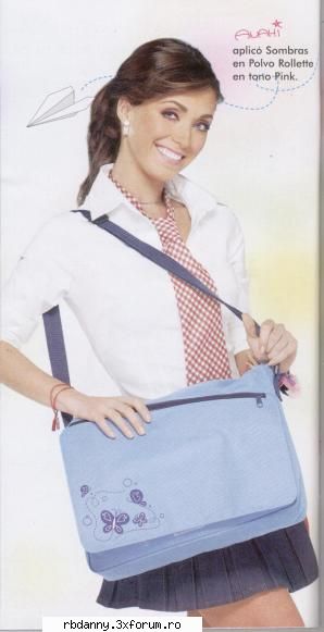 Anahi en AVON - Haideti sa puem poze cu Anny facand reclama la - Anahi