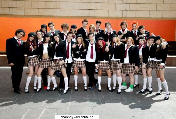 Toti din rebelde... - imbracati in uniforma - Rebelde